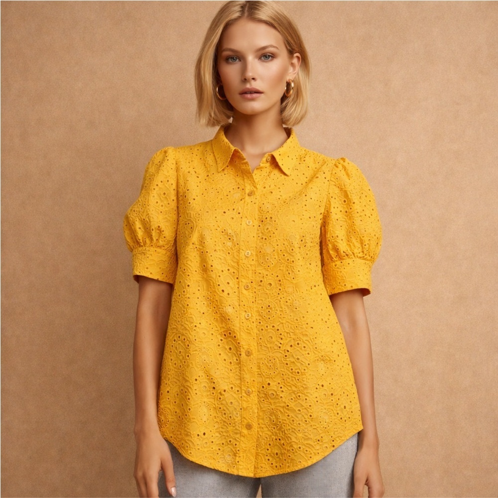 Chico’s Yellow Eyelet Button-Front Blouse | Size 0 (US 4)